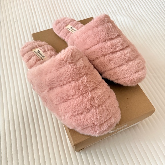 NWT Madewell Quilted Scuff Slippers Faux Fur Dusty Blush - Picture 4 of 7